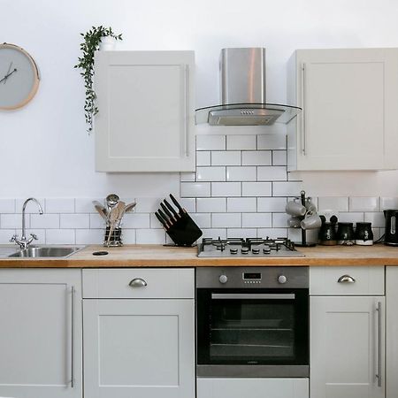 Peaceful Apartment - Dedicated Free Parking - Walk To Centre, Uni, Hosp - Business And Leisure - Contact For Long Stays Exeter Eksteriør billede