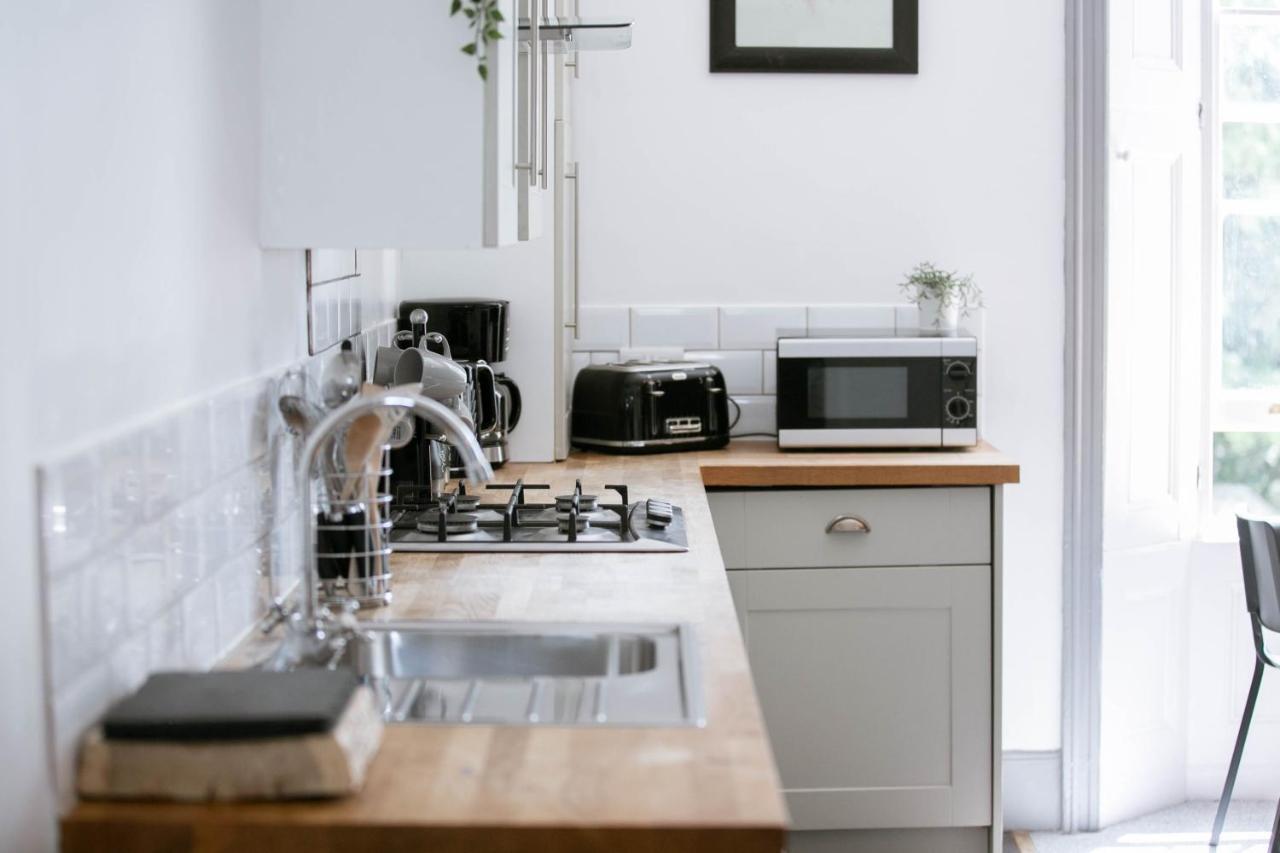Peaceful Apartment - Dedicated Free Parking - Walk To Centre, Uni, Hosp - Business And Leisure - Contact For Long Stays Exeter Eksteriør billede
