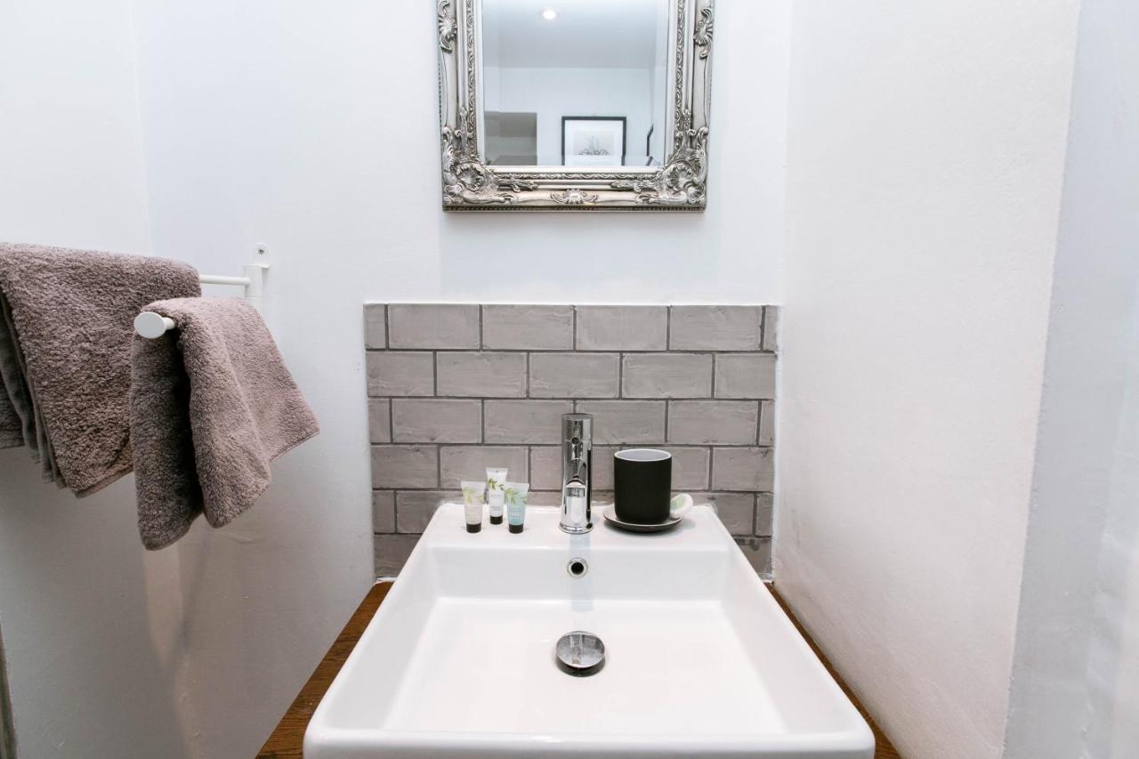 Peaceful Apartment - Dedicated Free Parking - Walk To Centre, Uni, Hosp - Business And Leisure - Contact For Long Stays Exeter Eksteriør billede